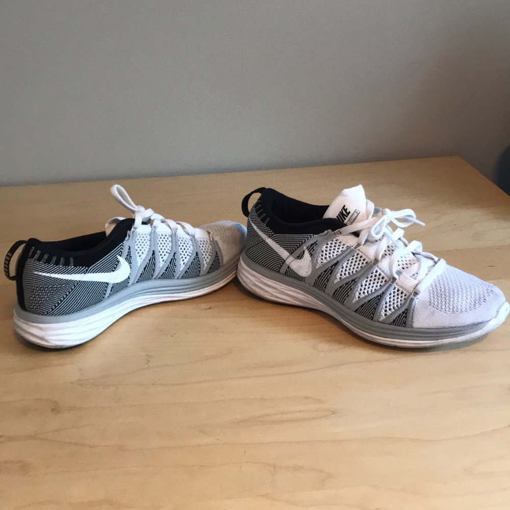Nike flyknit lunar 2